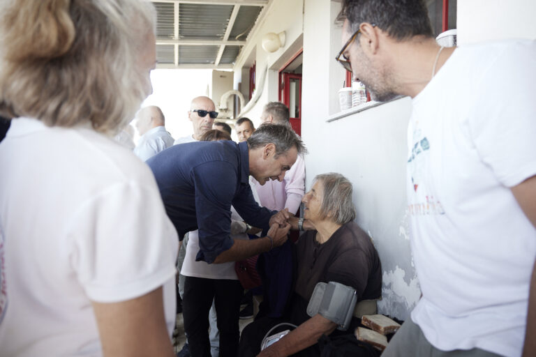 Κυρ. Μητσοτάκης – Καρδίτσα: Καταλαβαίνω και τον θυμό και την οργή – Άμεσα η αποζημίωση των σπιτιών που έχουν καταστραφεί