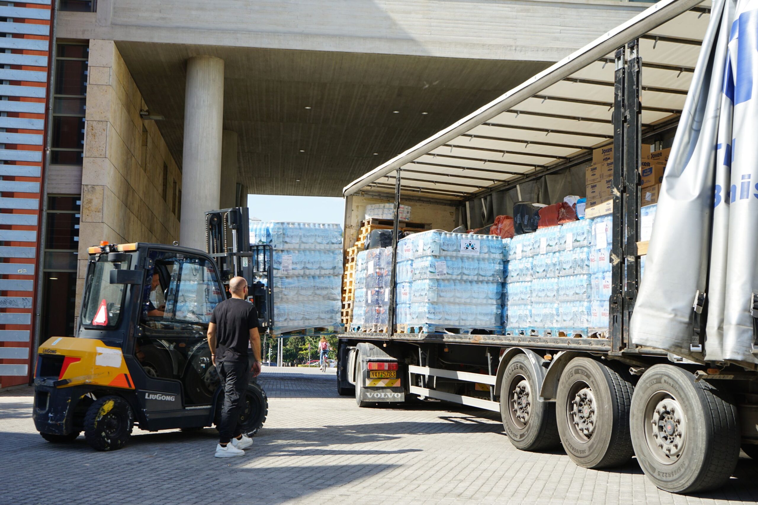 Δήμος Θεσσαλονίκης: Πάνω από 50 τόνοι βοήθειας για τη Θεσσαλία