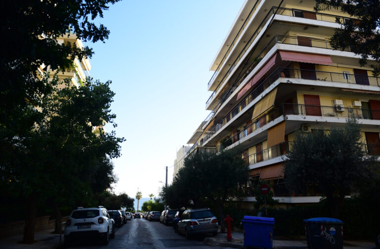 Μακελειό στην Αρτέμιδα: Εντόπισαν στο Φάληρο το σπίτι που διέμενε ο Τούρκος συλληφθείς στο «Ελ. Βενιζέλος» – Όλα τα νεότερα