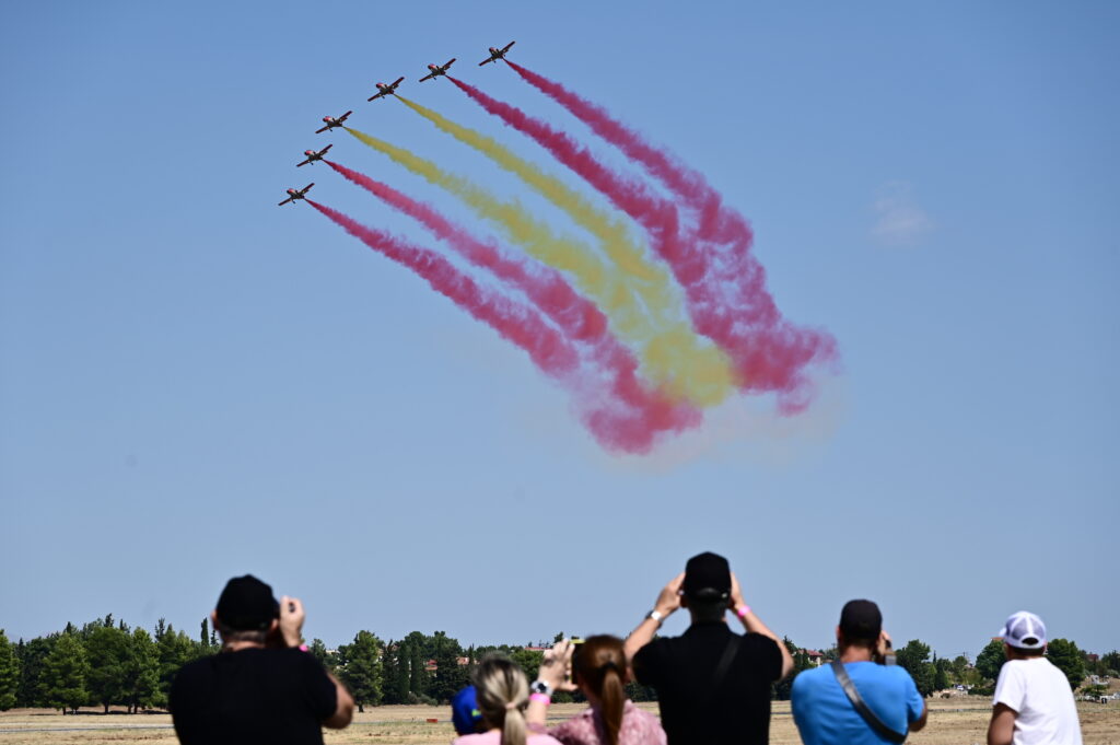 Athens Flying Week – Φωτογραφίες που «κόβουν την ανάσα»: Σπουδαίο αεροπορικό υπερθέαμα