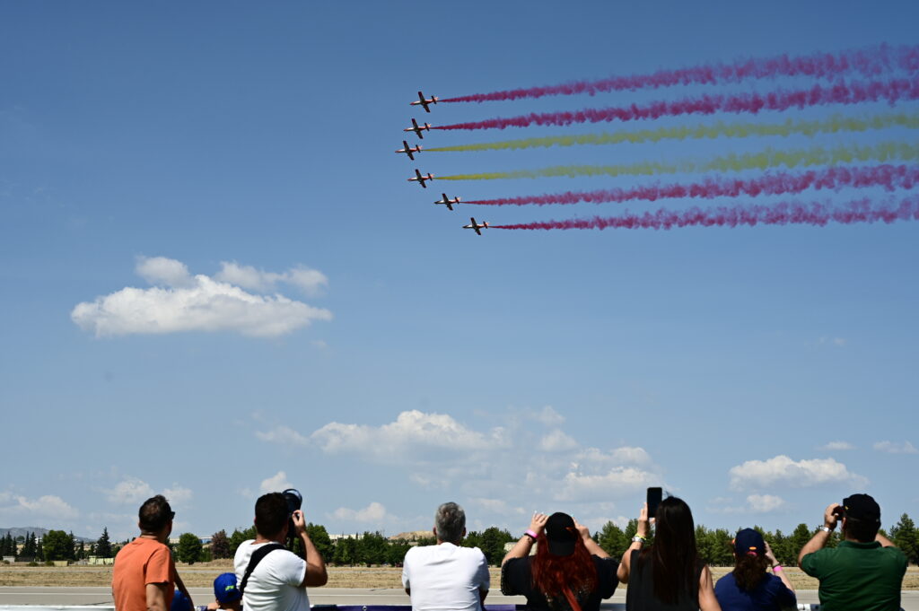 Athens Flying Week – Φωτογραφίες που «κόβουν την ανάσα»: Σπουδαίο αεροπορικό υπερθέαμα