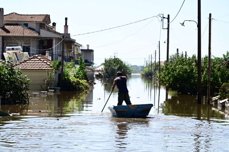 Δυτ. Μακεδονία: Συγκέντρωση βοήθειας στους πλημμυροπαθείς