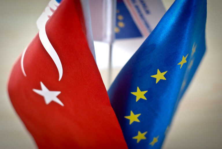 Τουρκία – ΕΕ: Άγκυρα και Βρυξέλλες αρχίζουν εκ νέου συνομιλίες για τον εκσυγχρονισμό της τελωνειακής ένωσης