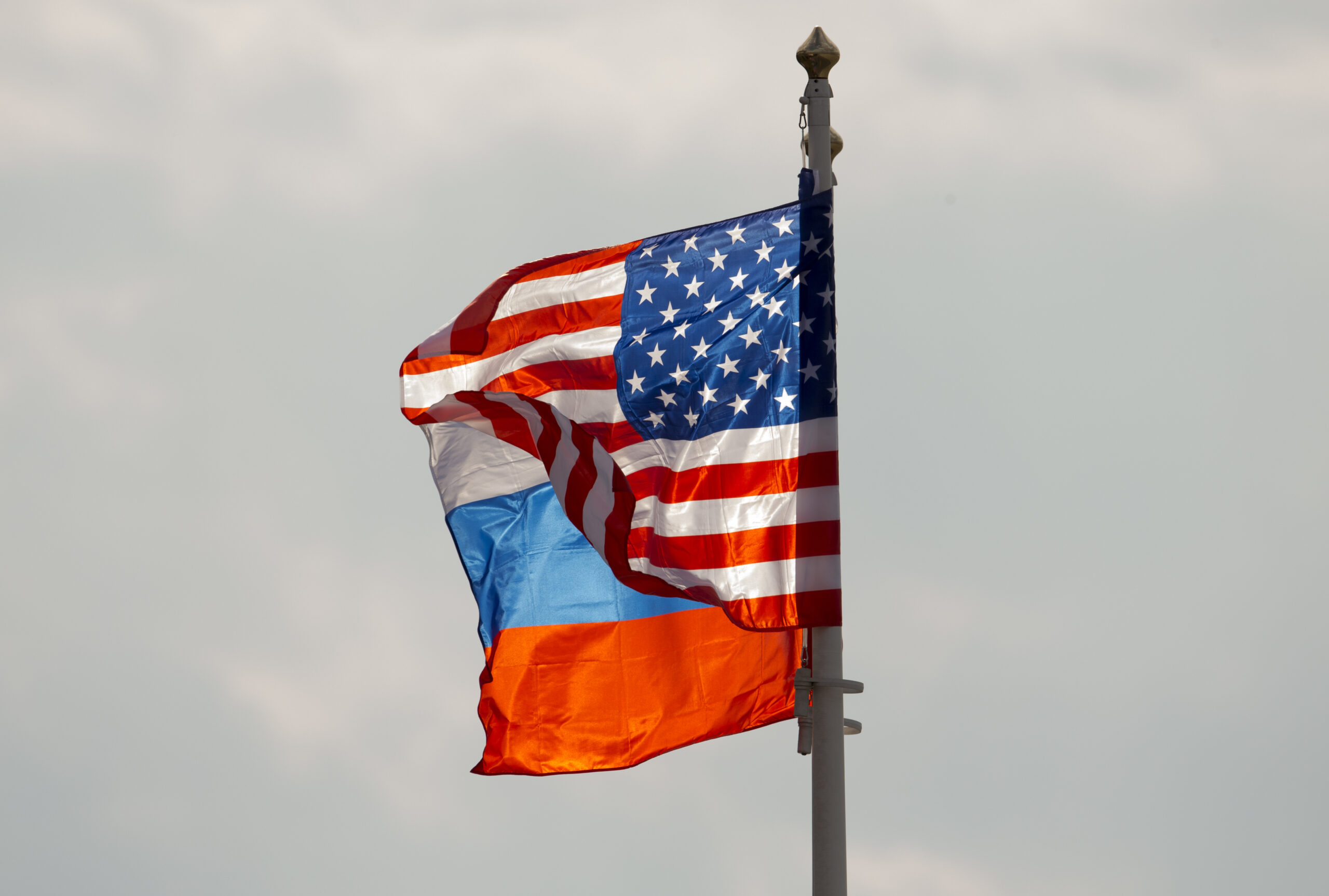 Ρωσία-ΗΠΑ: Η Μόσχα απελαύνει δύο Αμερικανούς διπλωμάτες για μια φερόμενη υπόθεση κατασκοπείας