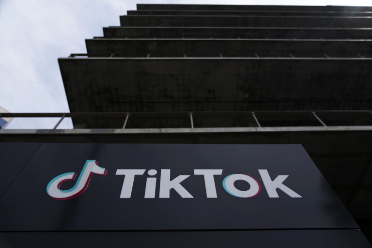 Τα δεδομένα των χρηστών του TikTok θα παραμένουν εντός ΕΕ για να καμφθεί η δυσπιστία των Ευρωπαίων