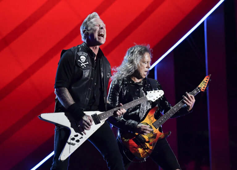 Metallica: Αναβλήθηκε συναυλία τους επειδή ο Τζέιμς Χέτφιλντ βρέθηκε θετικός στoν Covid -19