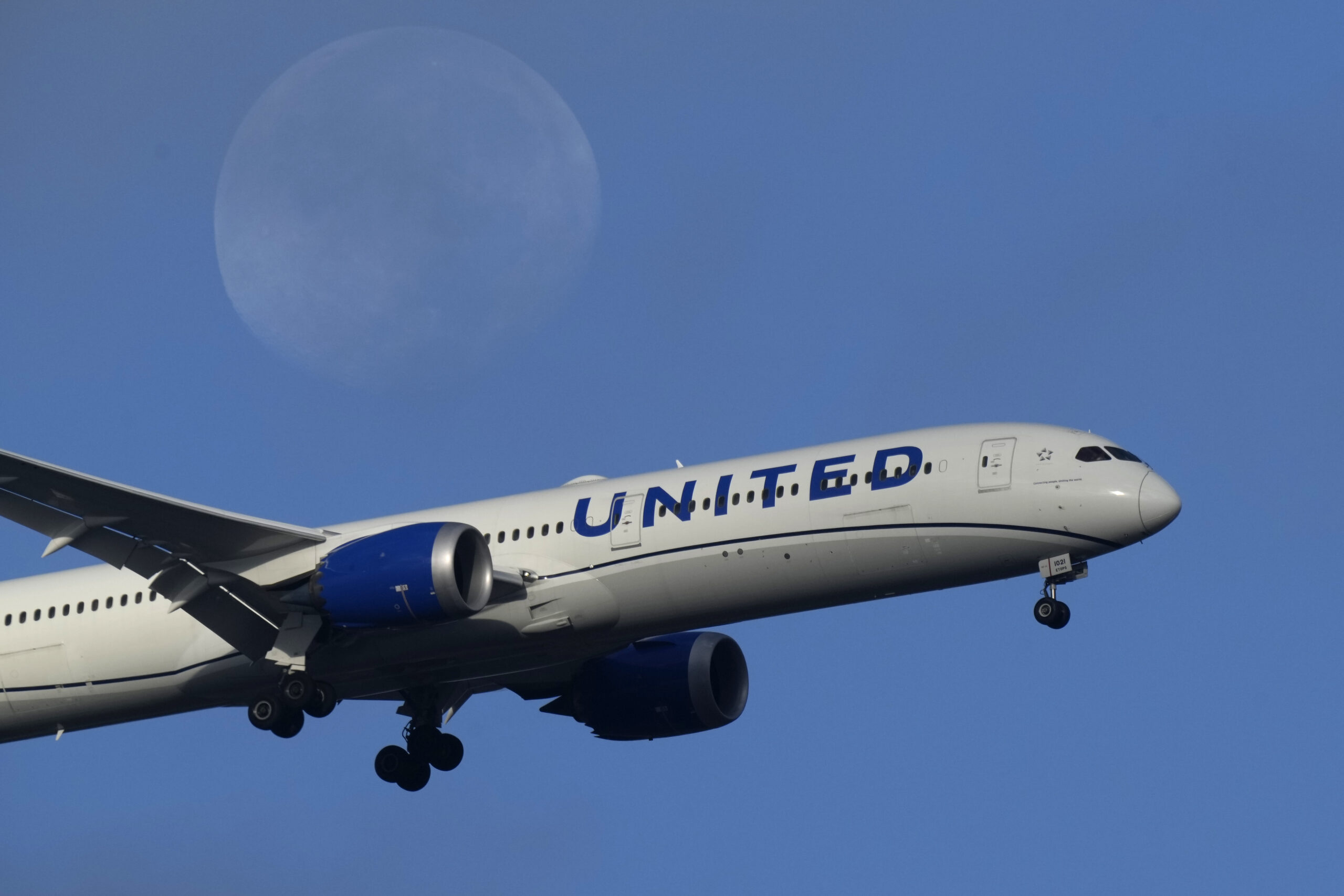 Oι United Airlines καθηλώνουν τα αεροσκάφη τους σε ολόκληρη την Αμερική
