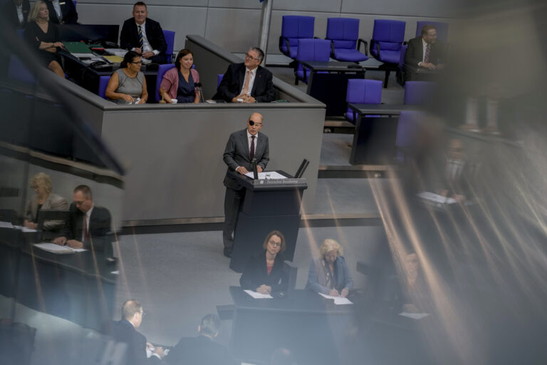 Γερμανία-Μπούντεσταγκ: Προϋπολογισμός λιτότητας το 2024 με το «τρικ» των «Ειδικών Ταμείων»