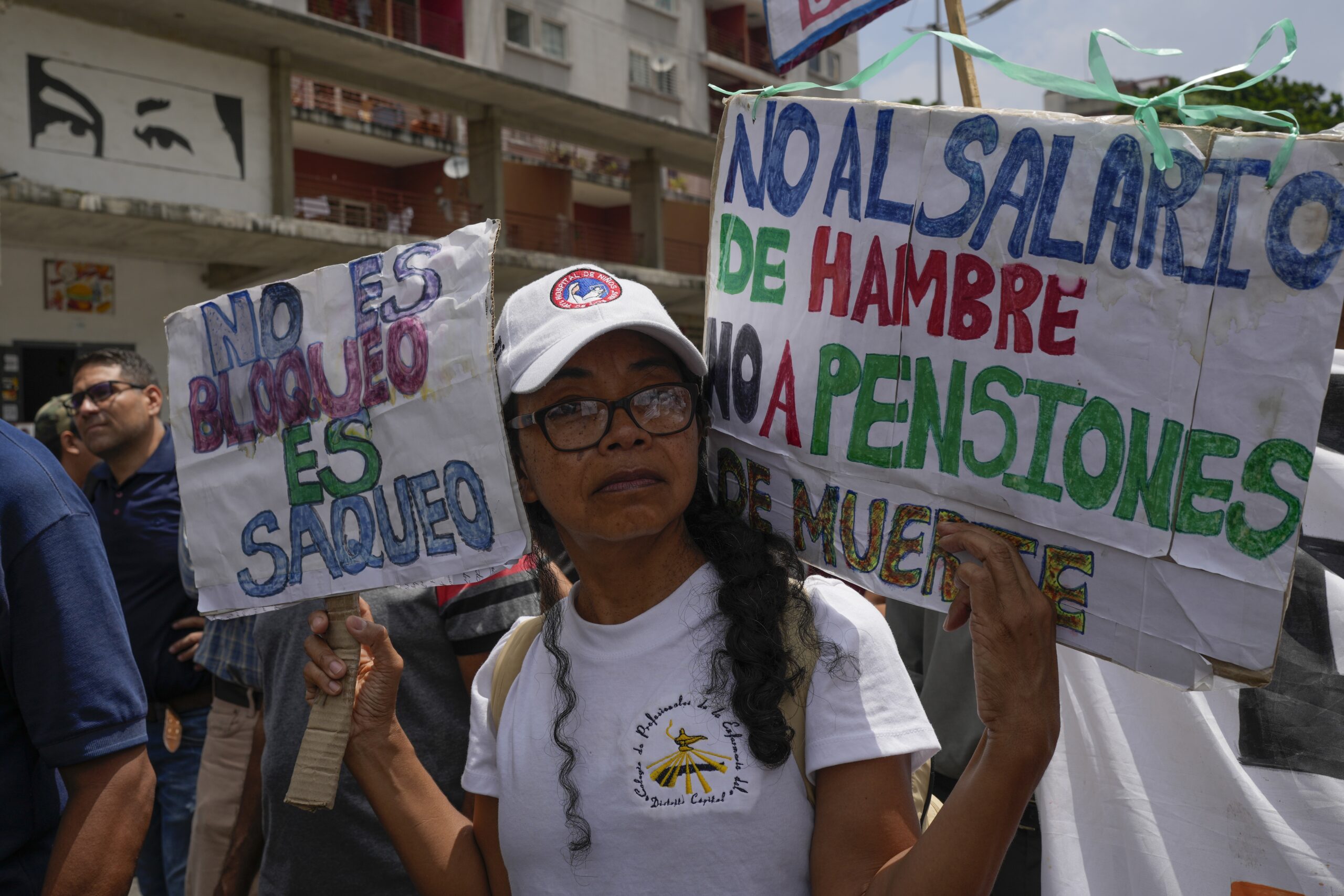 Βενεζουέλα: Εκπαιδευτικοί διαδηλώνουν διαμαρτυρόμενοι για τους «μισθούς πείνας»