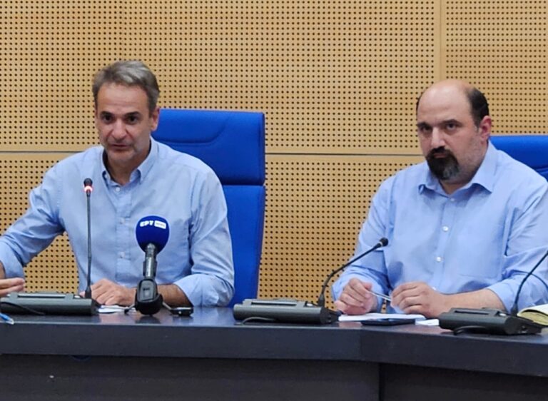 Χρ. Τριαντόπουλος: Πρώτη αρωγή άνω του 0,5 εκατ. ευρώ προς τους πληγέντες από την πυρκαγιά στη Μαγνησία