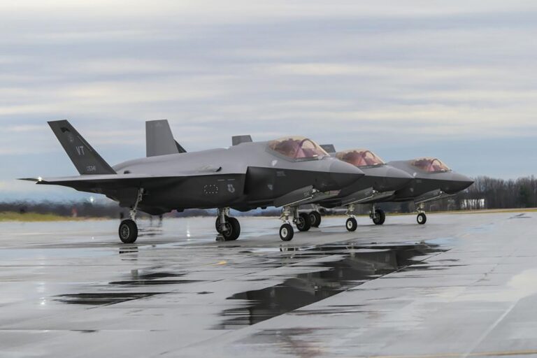 Τσεχία: Αγοράζει 24 μαχητικά αεροσκάφη F-35 έναντι 6,5 δισ. δολαρίων