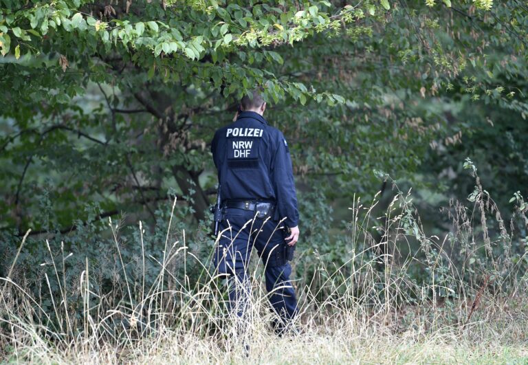 Γερμανία: Εκτός νόμου το νεοναζιστικό συγκρότημα «Hammerskins»