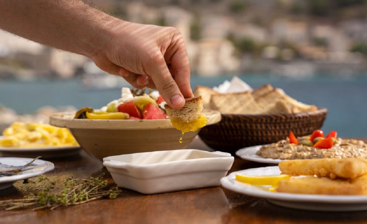 «Piraeus Taste Festival: Sea Food and More»: Αρχίζει το γαστρονομικό φεστιβάλ του Δήμου Πειραιά