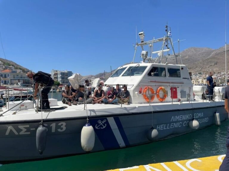 Δύο περιστατικά με σκάφη σε Σάμο και Ψέριμο, 44 και 20 ατόμων αντίστοιχα – Εντοπίστηκαν και διασώθηκαν από το Λιμενικό Σώμα