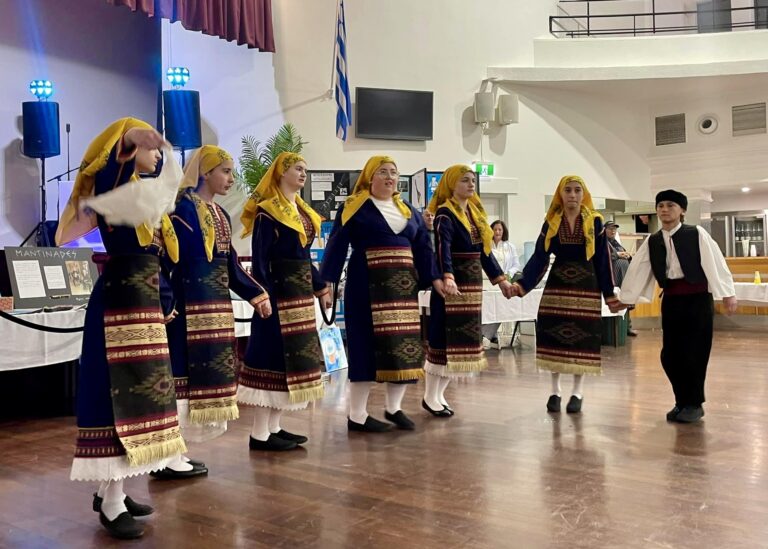Αδελαΐδα: Με επιτυχία πραγματοποιήθηκε ο χορός των ελληνικών σχολείων