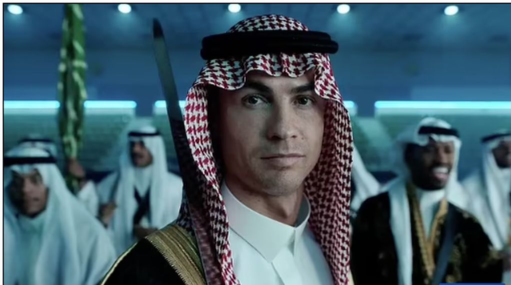 Ronaldo_traditional_Arabia_2023