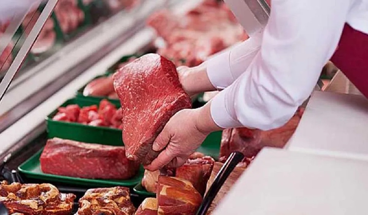 Β. Ντεληφιλιππίδης: Δεν υπάρχουν ελλείψεις κρέατος – Καμία αύξηση στην τιμή του στην παρούσα φάση