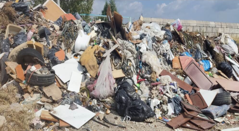 Θεσσαλονίκη: Δύο συλλήψεις για απόρριψη μπάζων από ανακαίνιση διαμερίσματος