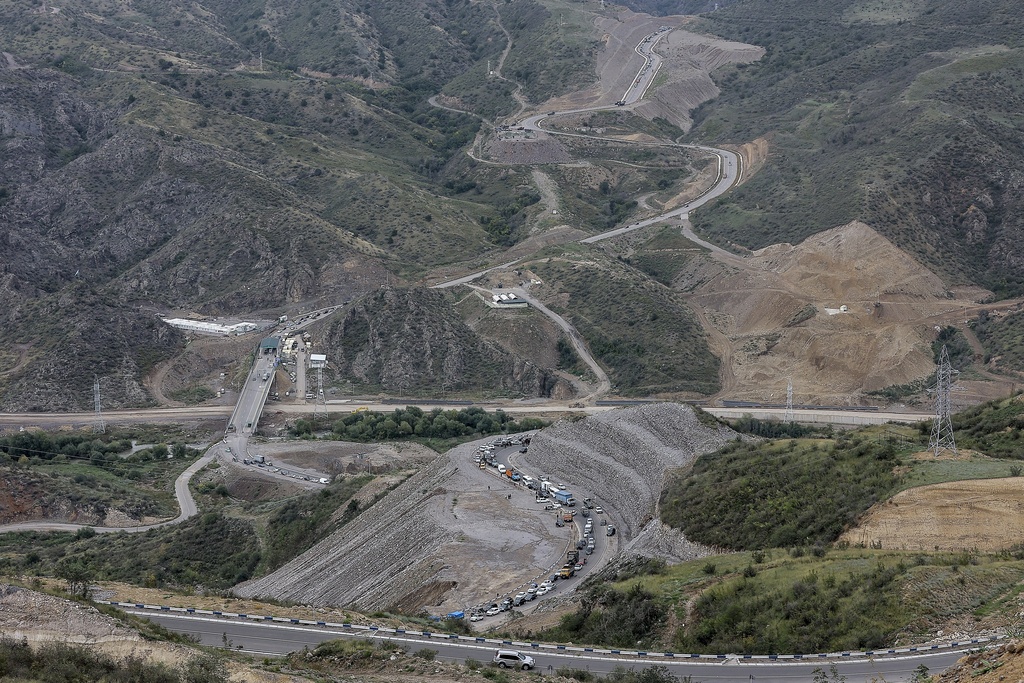 Αζερμπαϊτζάν: Ενέδρα με έναν νεκρό Αζέρο στρατιώτη στα σύνορα με την Αρμενία