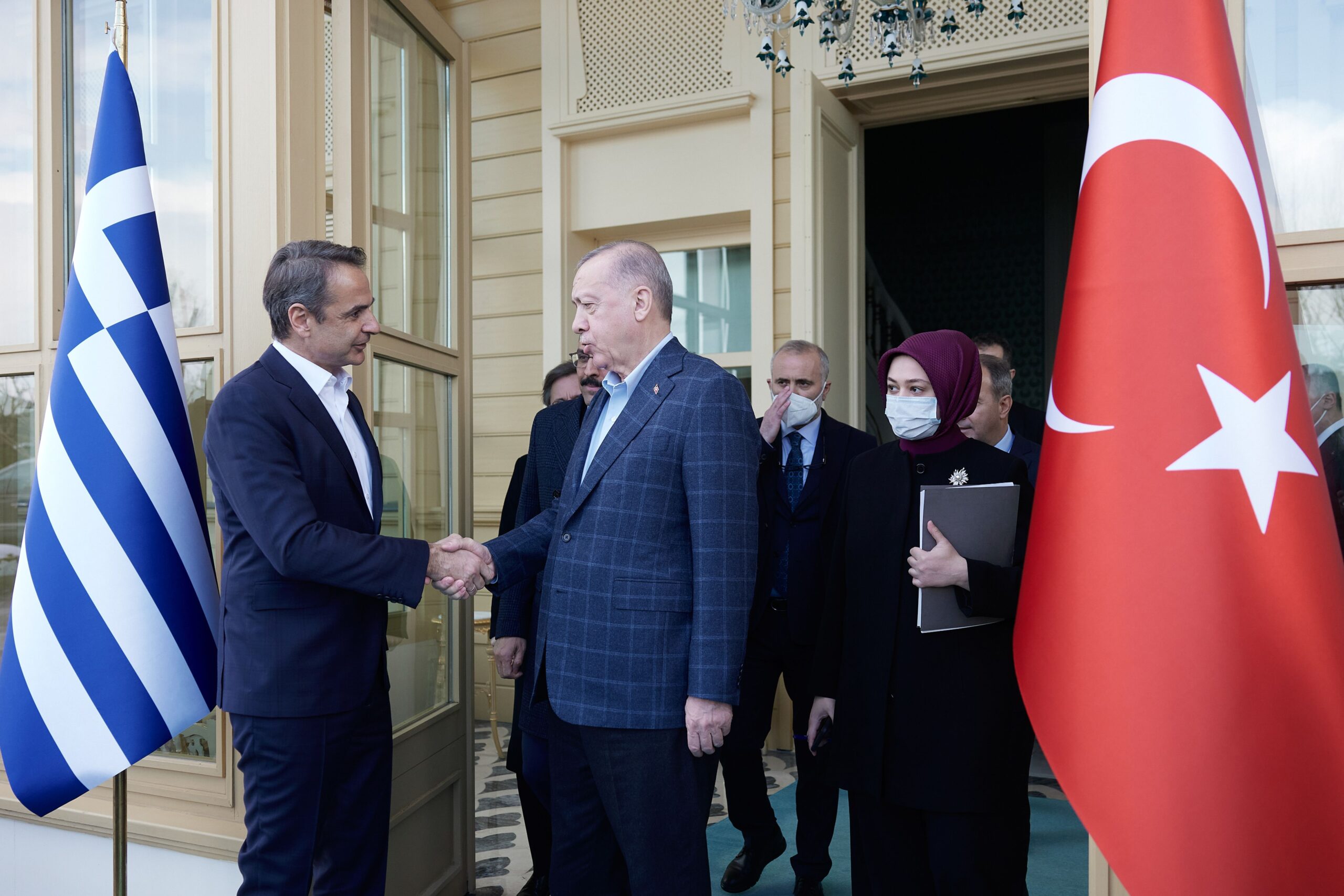 Συνάντηση Μητσοτάκη – Ερντογάν: Συμφωνία για ΜΟΕ τον Νοέμβριο, λέει το τουρκικό υπ. Άμυνας