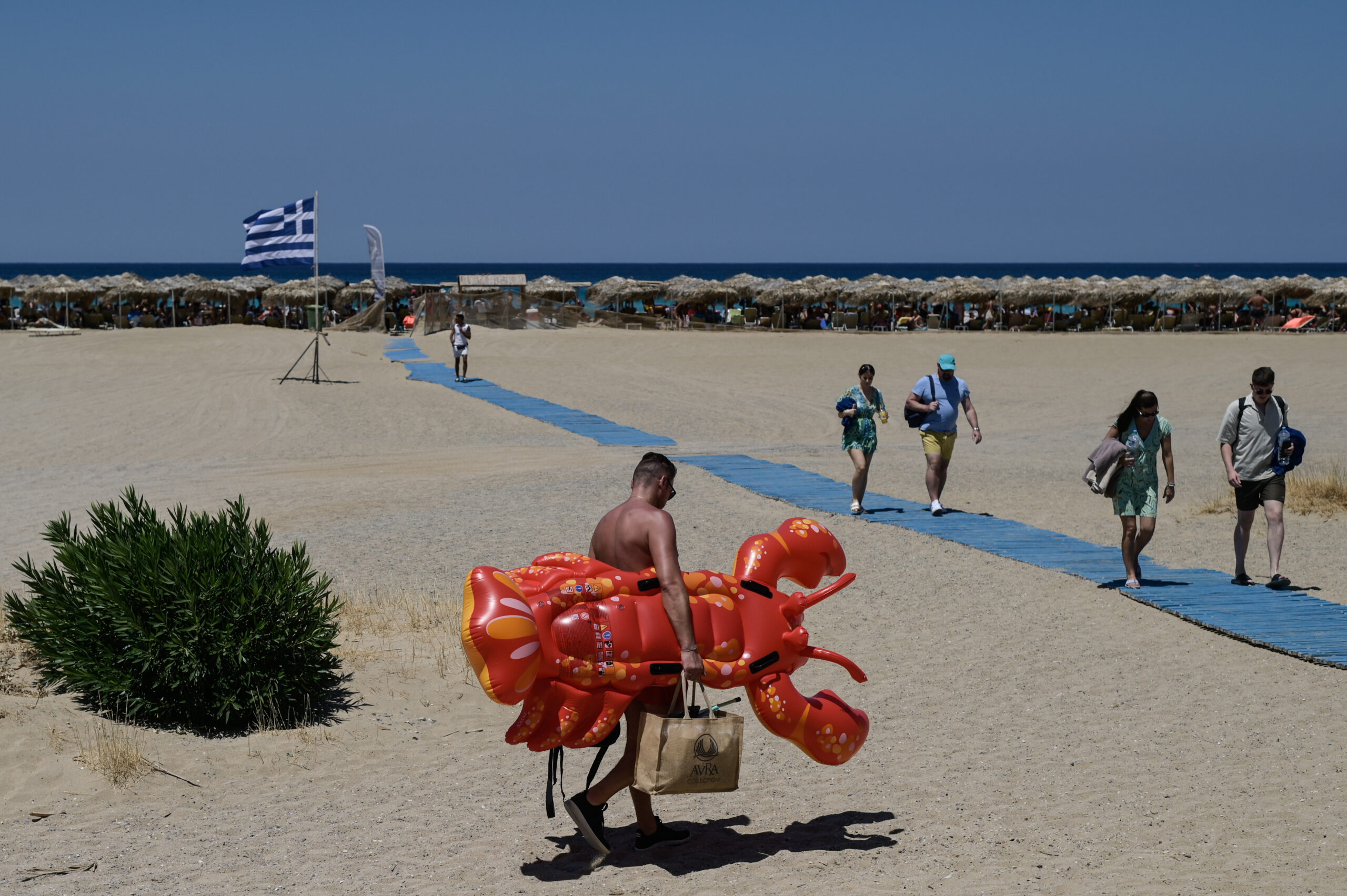 Έχασε τη γαλάζια σημαία η παραλία στα Φαλάσαρνα Κρήτης