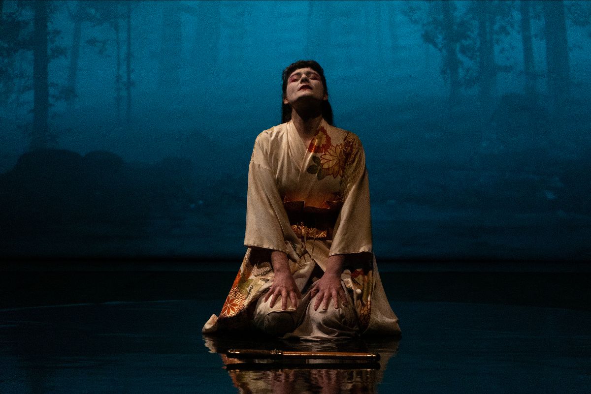 «Big in Japan» της Κατερίνας Λούβαρη Φασόη στο Μικρό Θέατρο Μονής Λαζαριστών