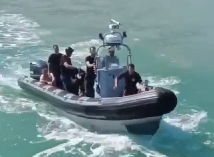 Κακοκαιρία Daniel: Απεγκλωβισμός δια θαλάσσης 24 ατόμων από την παραλία Χορευτό Μαγνησίας (video)