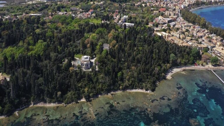 Κέρκυρα: Ξεκίνησε ο καθαρισμός στο κτήμα του Μον Ρεπό