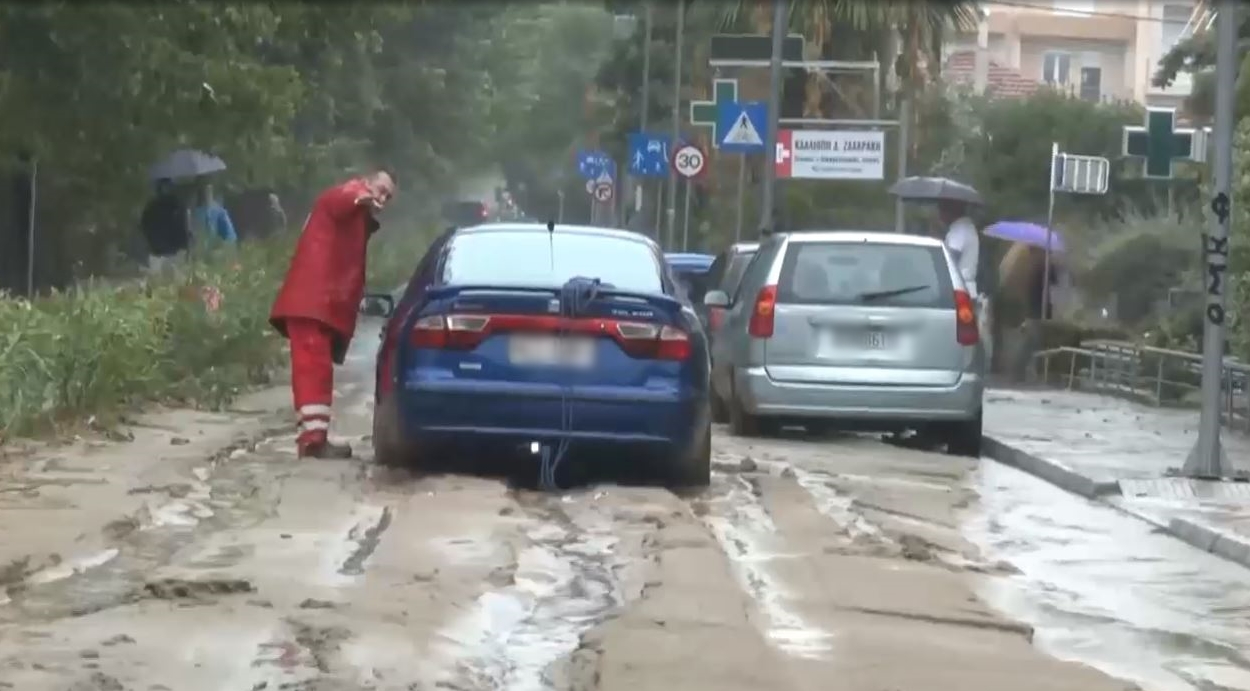 Θ. Στάθης, δήμαρχος Μουζακίου: Ζούμε έναν δεύτερο «Ιανό» – Τεράστια τα προβλήματα από τα πλημμυρικά φαινόμενα