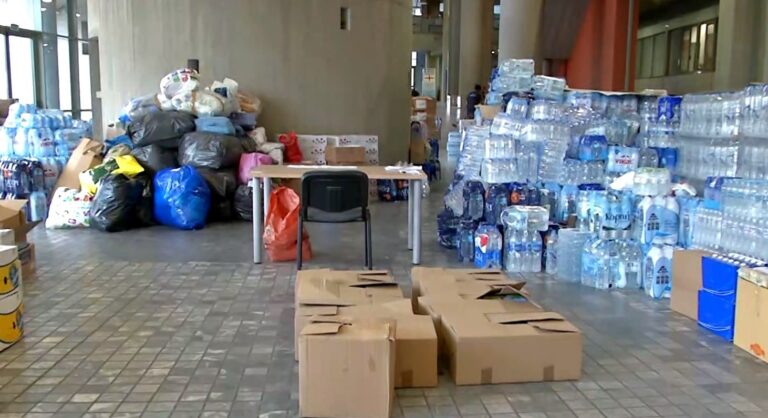 Θεσσαλονίκη: Συνεχίζεται η συγκέντρωση ανθρωπιστικής βοήθειας για τη Θεσσαλία