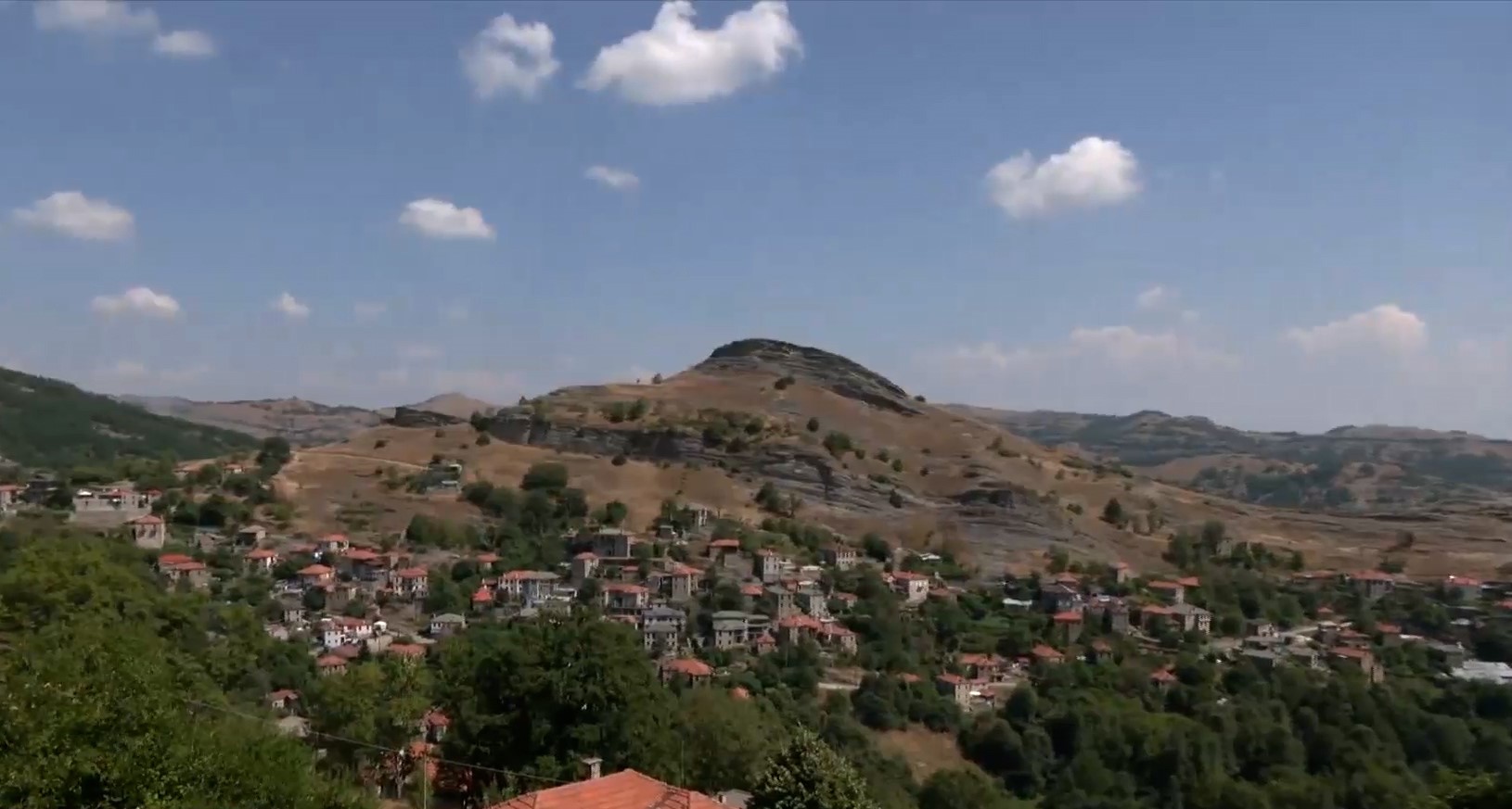 Ένθετο Τουρισμός: Ο παραδοσιακός οικισμός Πενταλόφου Κοζάνης
