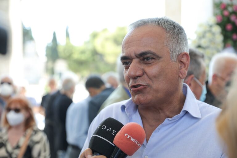 Π. Σκουρλέτης: Ο Αλέξης Τσίπρας έχει ηθική και πολιτική υποχρέωση να μιλήσει πριν από την Κυριακή