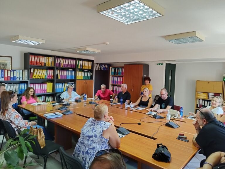 Συνάντηση της Τ. Καλογιάννη στη ΔΕΥΑΙ με διοίκηση και εργαζόμενους