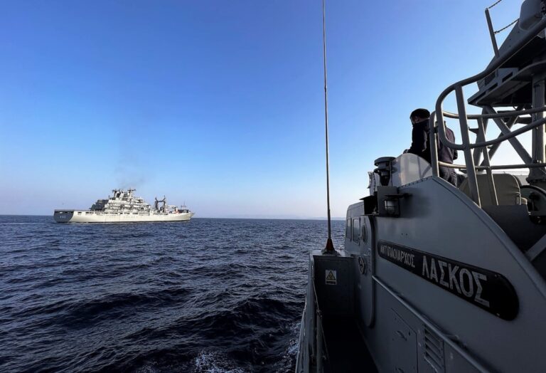 ΓΕΕΘΑ: Συνεκπαίδευση Πολεμικού Ναυτικού με πλοίο της Μόνιμης Συμμαχικής Ναυτικής Δύναμης 2 ανοιχτά της Χίου