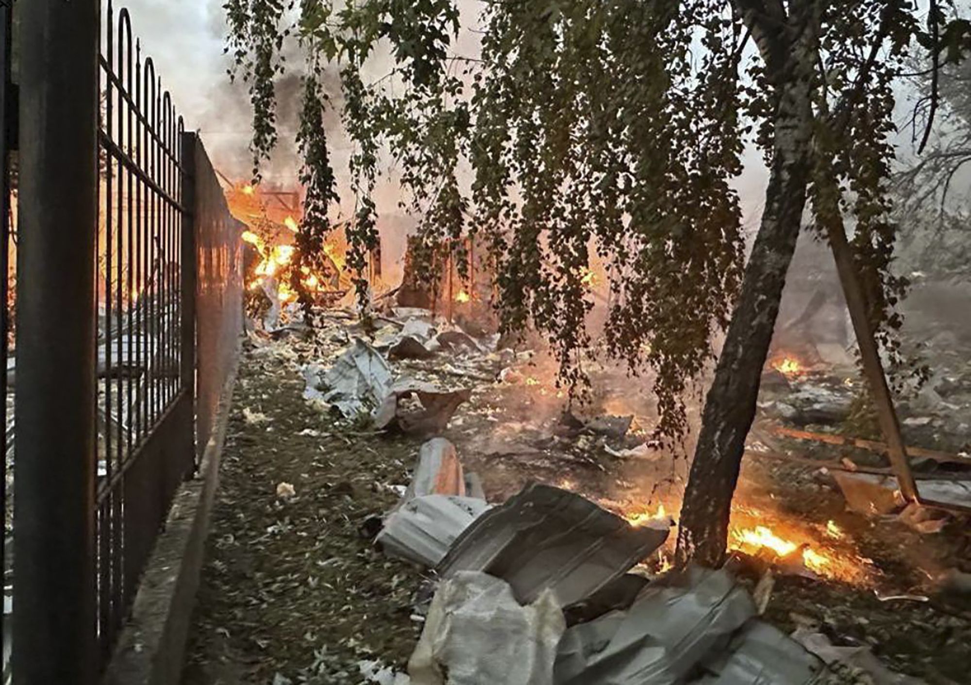 Πόλεμος στην Ουκρανία: Εκρήξεις στο Κίεβο – Δύο νεκροί από ρωσικά πλήγματα στη Χερσώνα