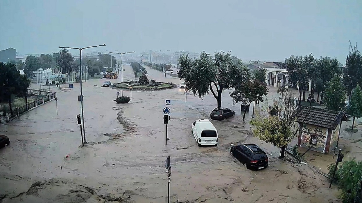 Πρόεδρος ΤΕΕ Μαγνησίας: Να γιατί «πνίγηκε» ο Βόλος – «Λάβα λάσπης» έχει κατακλύσει την πόλη