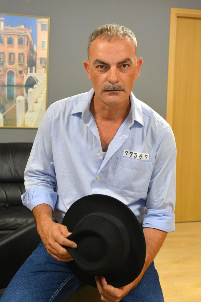 Στα Σύρματα: Μια ξεκαρδιστική κωμική σειρά κάνει πρεμιέρα στην ΕΡΤ1