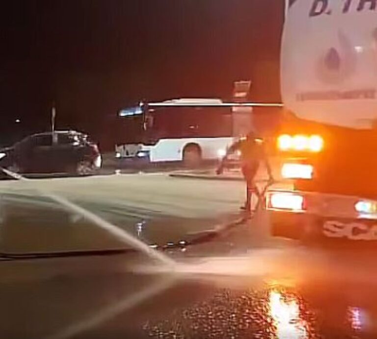 Δήμος Βόλου: Πρόγραμμα απομάκρυνσης οχημάτων για πλύσιμο δρόμων