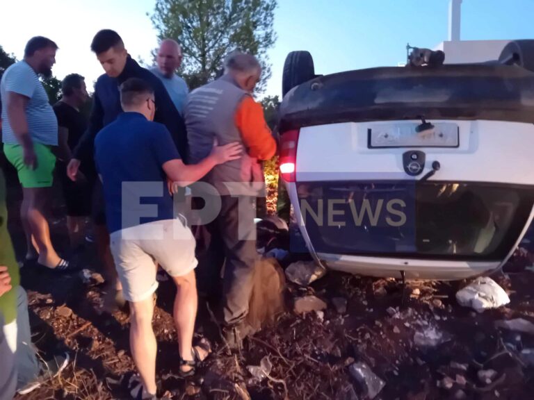 Τρελή πορεία και ανατροπή αυτοκινήτου στα Χανιά