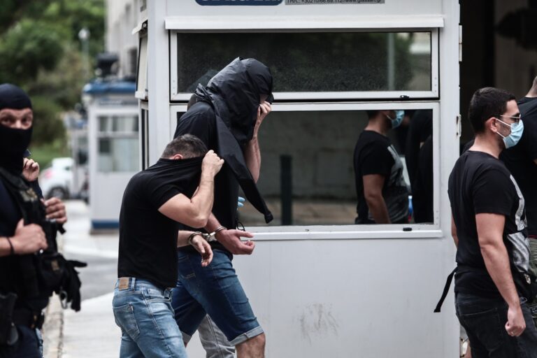 Πόρισμα ΕΛΑΣ για τους Κροάτες χούλιγκαν: Λάθη και παραλείψεις σε 6 αξιωματικούς – Επίπληξη και χρηματικό πρόστιμο οι ποινές