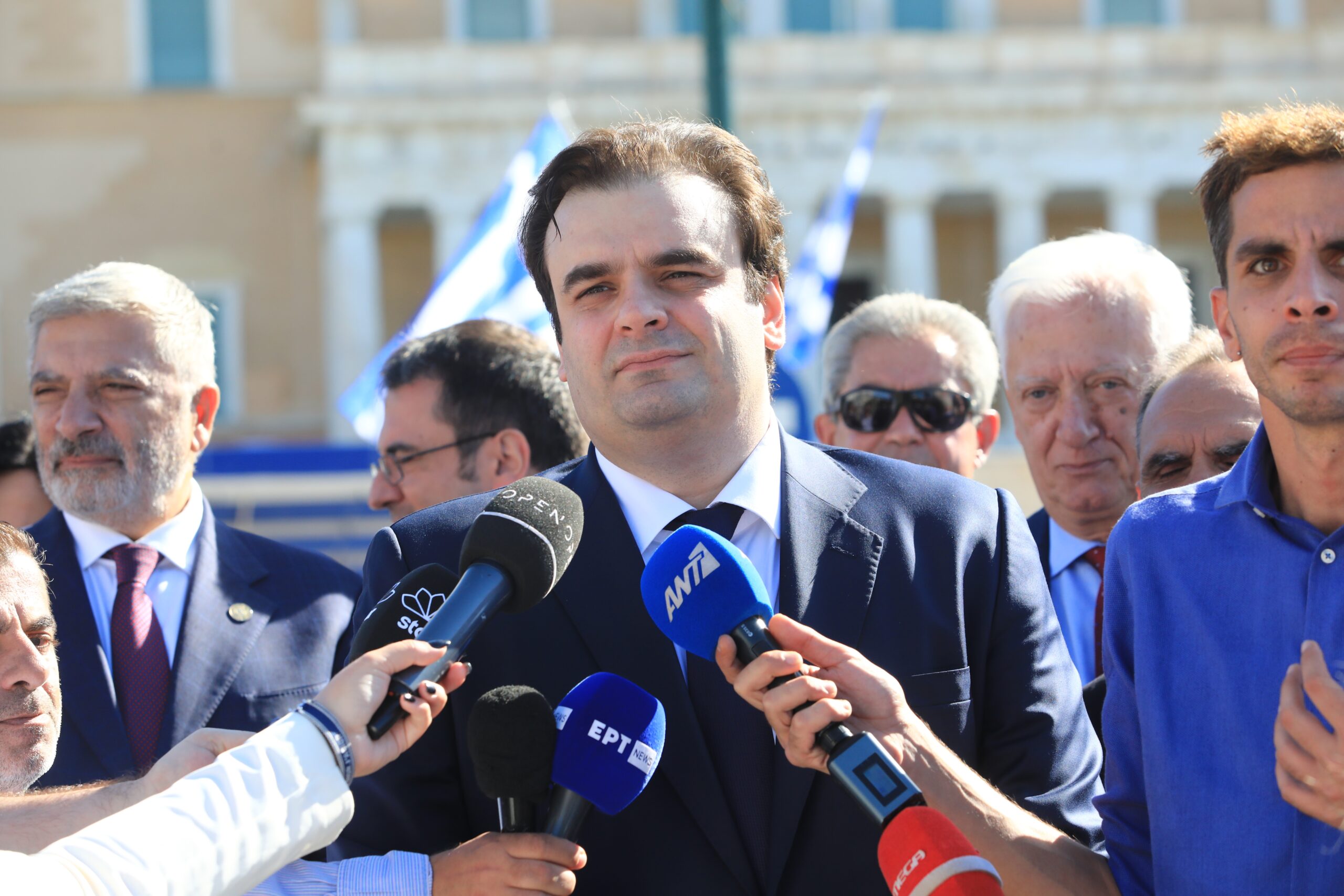 Εθνική Επέτειος 28ης: Συνολικά 235 σχολεία της Αθήνας συμμετείχαν στη μαθητική παρέλαση