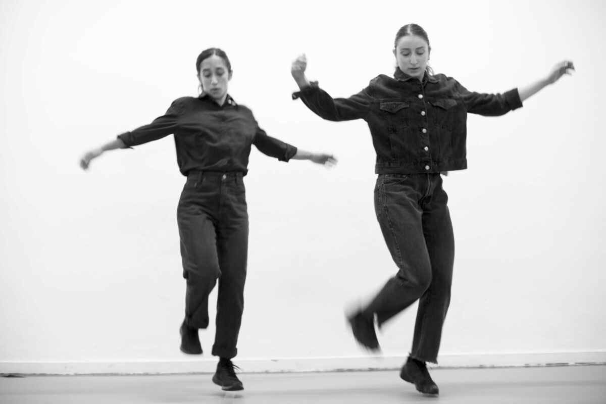 «Ποια είναι τα σώματα της εποχής μας;» αναρωτιέται η χορογράφος Ίρις Καραγιάν
