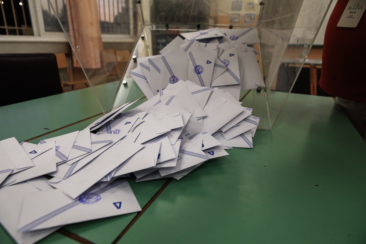 «Αντίβαρο» στην αποχή η επιστολική ψήφος: Για πρώτη φορά η εφαρμογή στις ευρωεκλογές του Ιουνίου