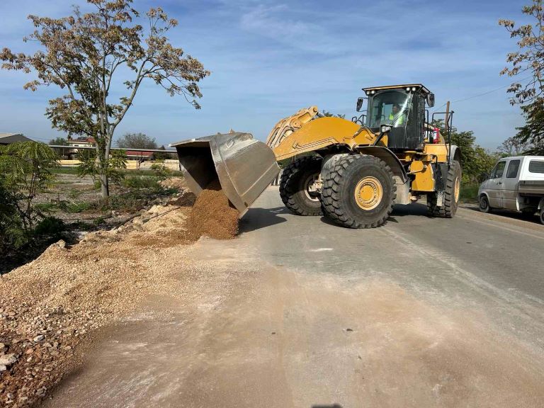 Περιφέρεια Θεσσαλίας: Εργασίες καθαρισμού δρόμων, ρεμάτων και ποταμών