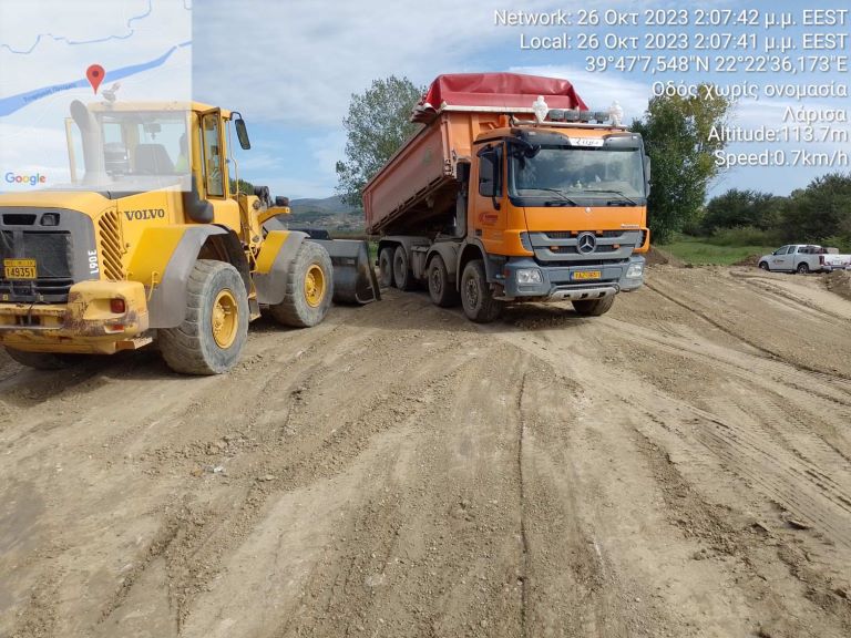 Συνεχίζονται οι εργασίες αποκατάστασης δρόμων, τάφρων και αναχωμάτων από την Περιφέρεια Θεσσαλίας