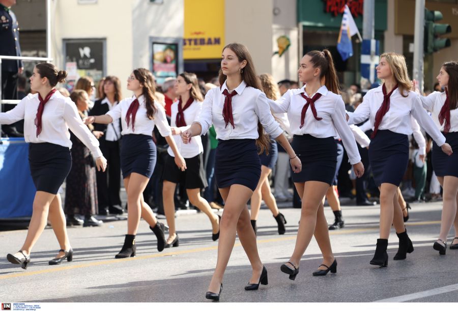 Θεσσαλονίκη: Σε εξέλιξη η μαθητική παρέλαση