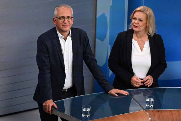 Γερμανία – Exit polls: Νίκη CDU και CSU στη Βαυαρία και στην Έσση – Άνοδος της AfD