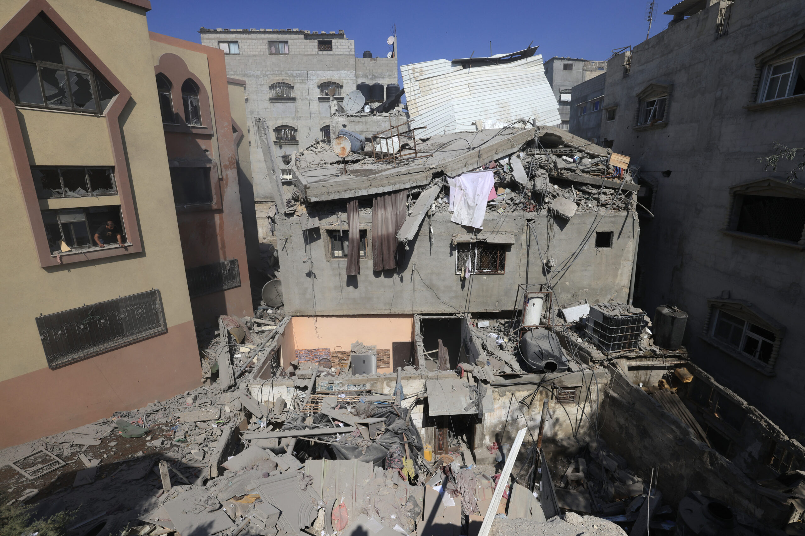 Μεσανατολικό: Αεροσκάφη με ανθρωπιστική βοήθεια για τη Γάζα έφτασαν στην Ελ Αρίς της Αιγύπτου