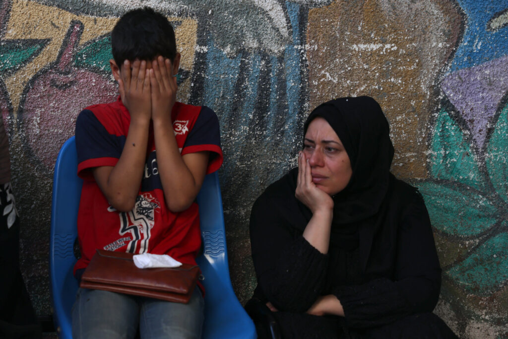 Γάζα: Μέσα σε τρεις εβδομάδες πέθαναν περισσότερα παιδιά από όσα σκοτώνονται στις ένοπλες συρράξεις όλου του πλανήτη μέσα σε ένα χρόνο