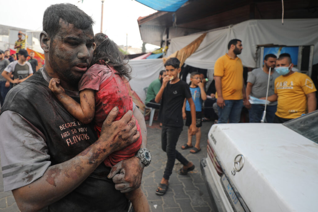 Γάζα: Μέσα σε τρεις εβδομάδες πέθαναν περισσότερα παιδιά από όσα σκοτώνονται στις ένοπλες συρράξεις όλου του πλανήτη μέσα σε ένα χρόνο